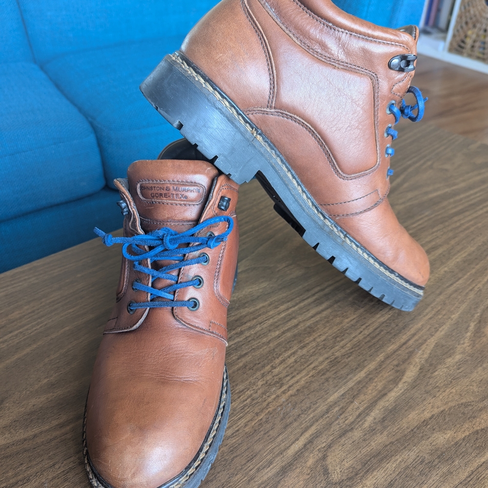 Johnston and Murphy Waterproof Leather Boots